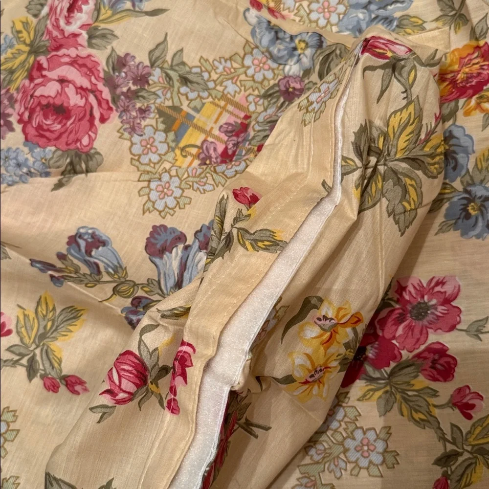 Full size Floral Futon Cover/ Vintage